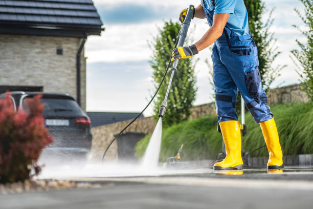 Best Deck Pressure Washing  in Checotah, OK